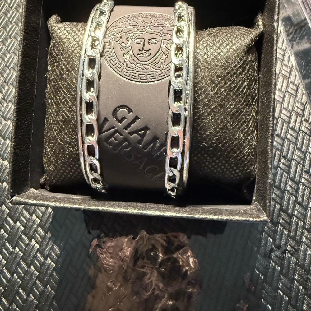 GIANNI VERSACE Black Leather Chain Cuff Bracelet - Picture 2 of 3